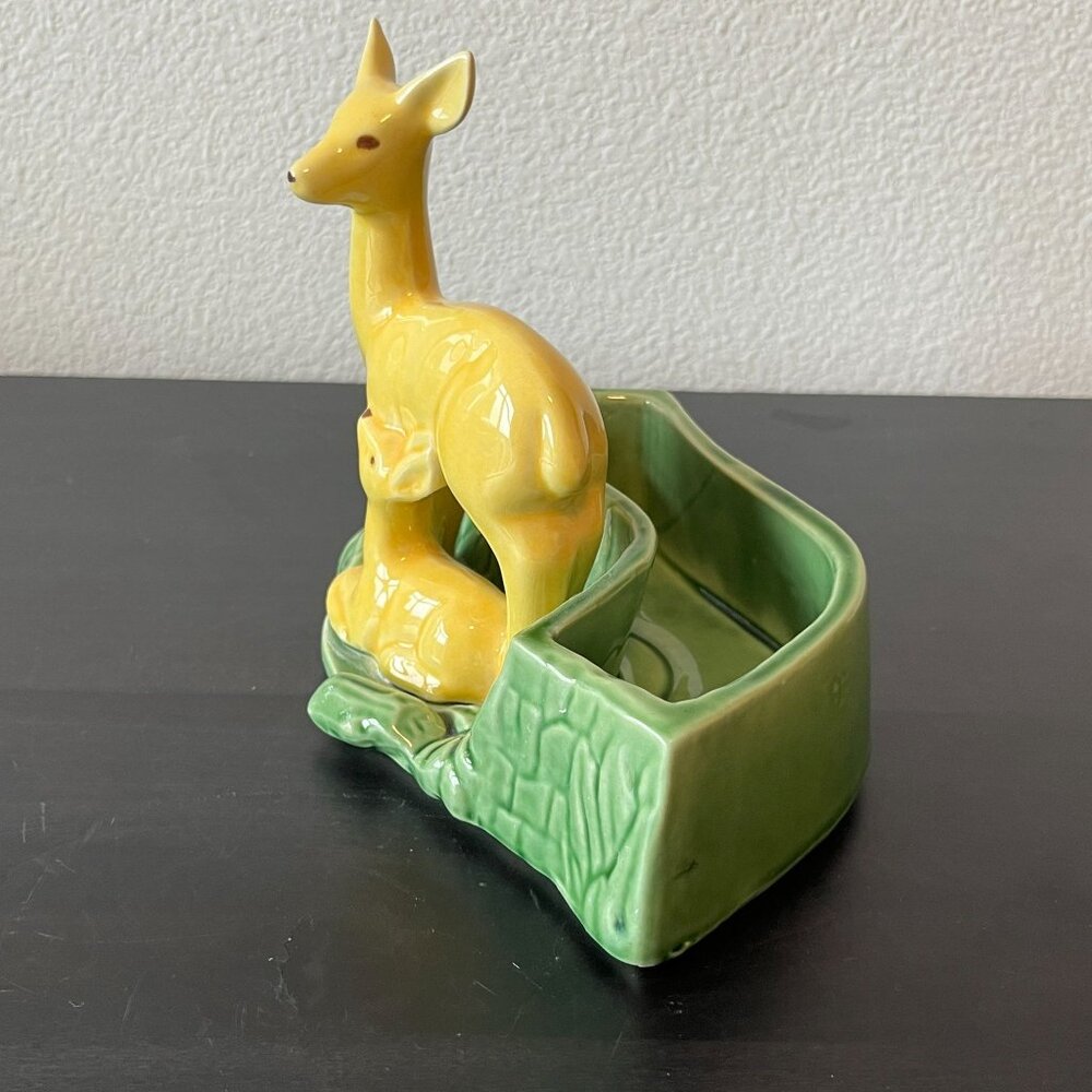 MCM Shawnee Pottery Deer Planter // Mother with Fawn // Vintage 1950s - Picture 5 of 7